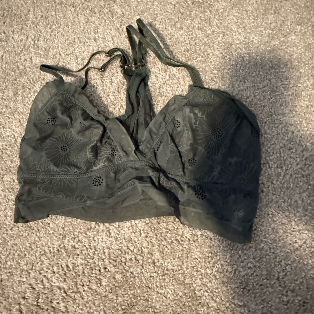 Elegant Lace Bralette in Green